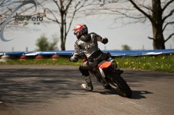 Fotos-Supermoto-IDM-Training-Bilstaim-Bike-X-Press-17-04-2011-204